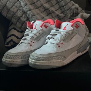 Jordan Retro 3s - size 7 (GS)